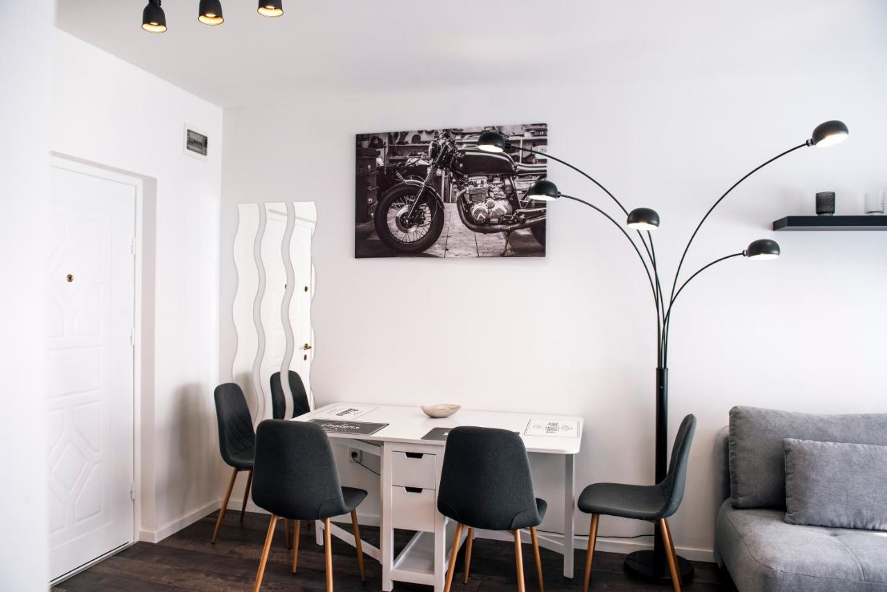 Anavrin Apartman Free Parking Apartment Pecs Ngoại thất bức ảnh