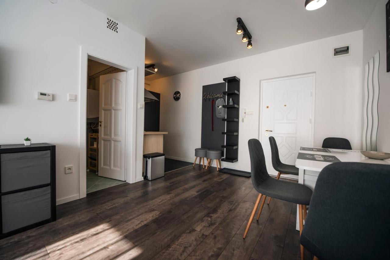 Anavrin Apartman Free Parking Apartment Pecs Ngoại thất bức ảnh