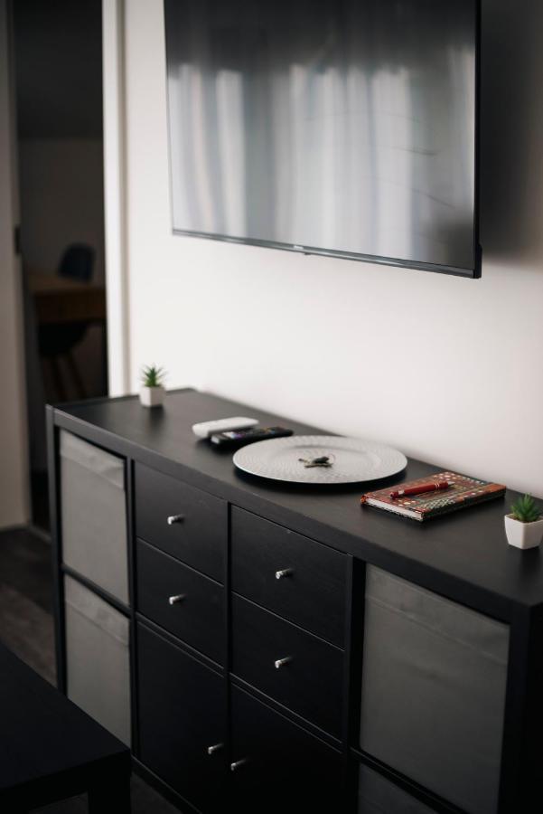 Anavrin Apartman Free Parking Apartment Pecs Ngoại thất bức ảnh